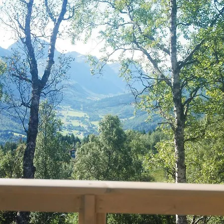 Holiday home Lovely In With House A Mountain View *