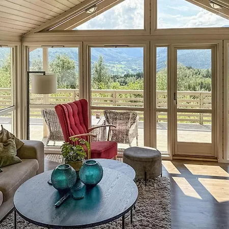 Semesterbostad Lovely In With House A Mountain View